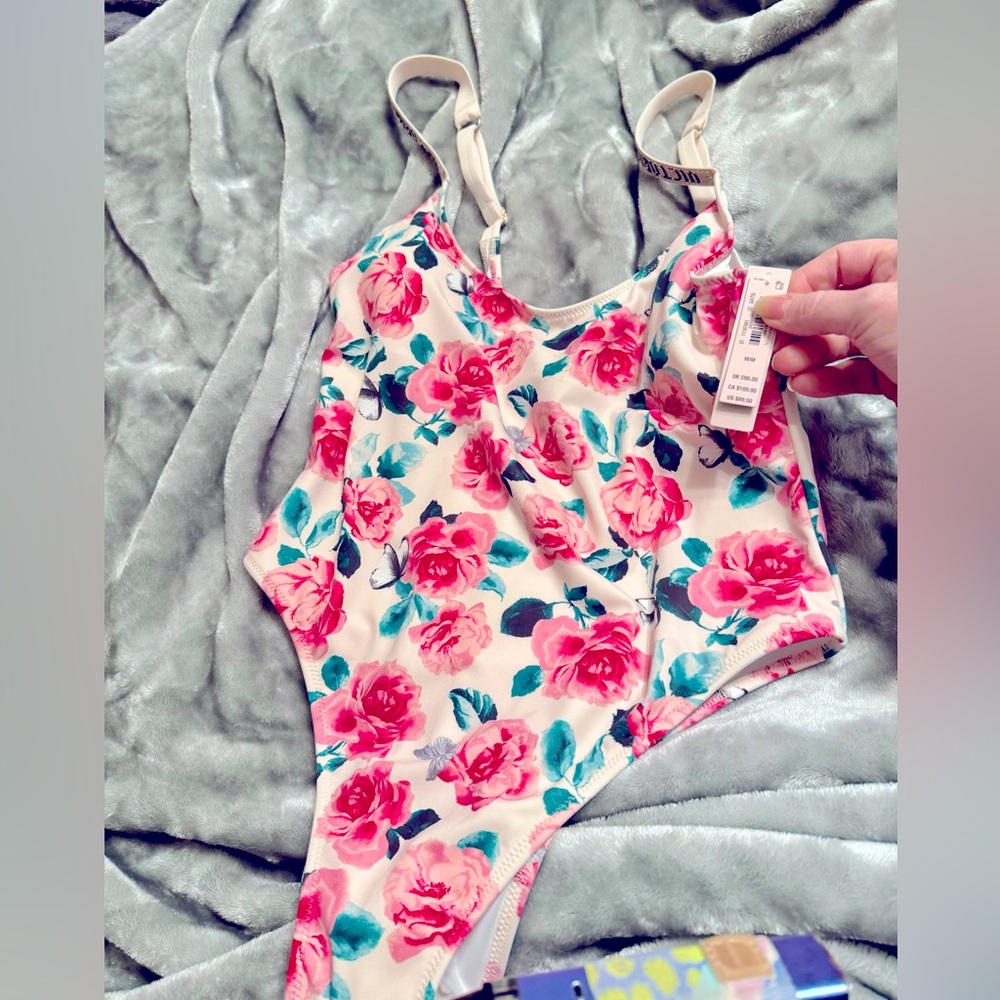 Size Medium Victorias Secret Swimsuit